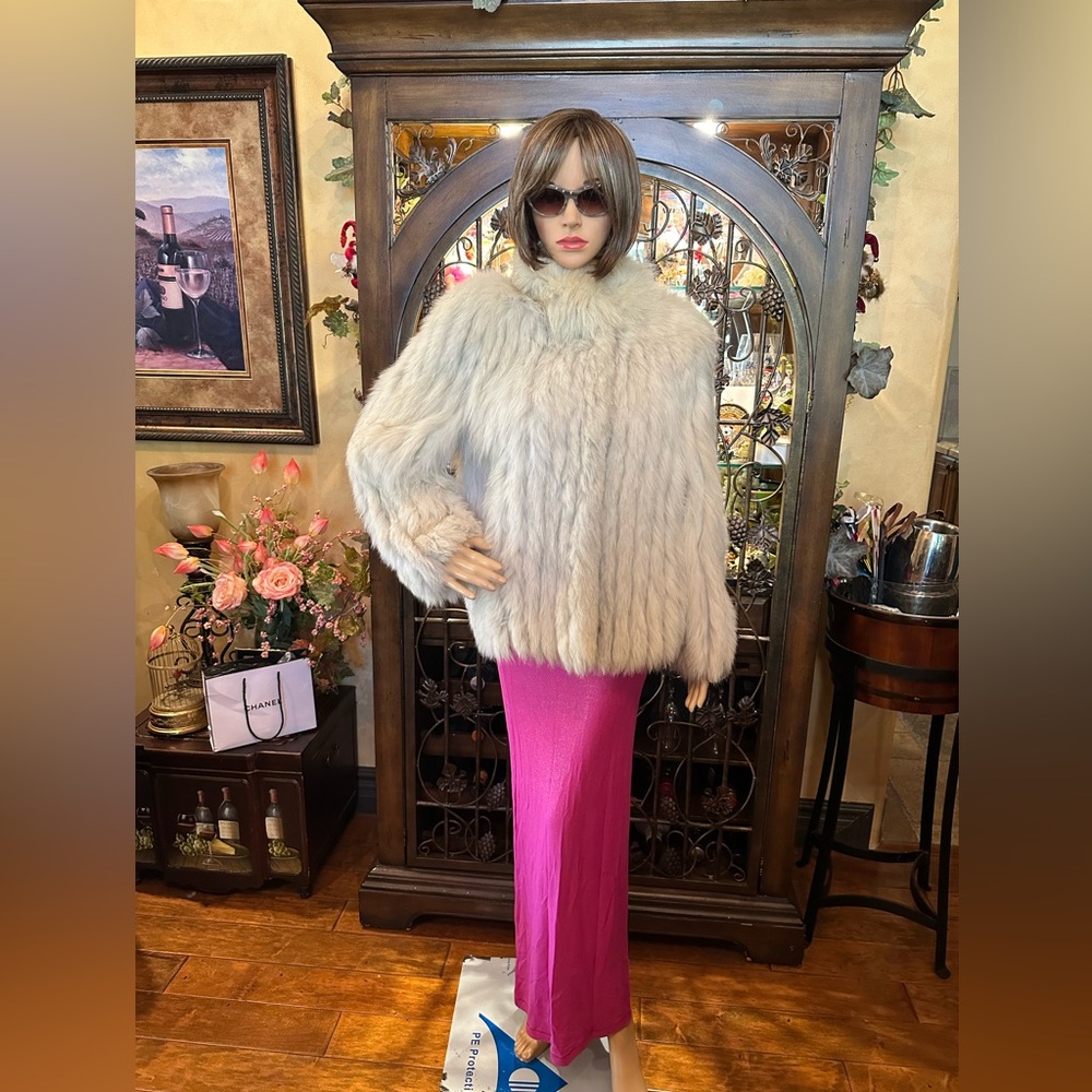 Saga Fox Vintage Coat - Picture 1 of 16